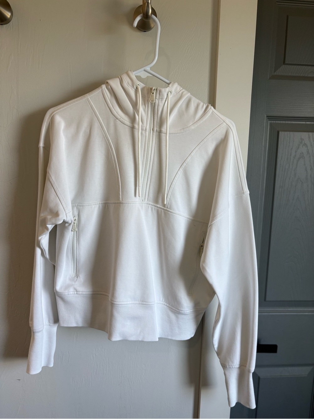 Old Navy WHITE Half-Zip Pullover Sweatshirt